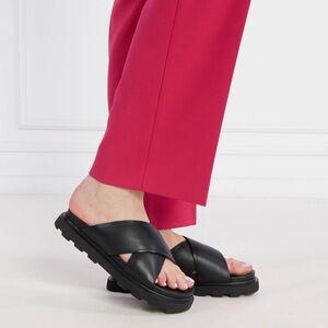 UGG Women's Black Capitelle Crossband Leather Sandals Leather Slides size 10 NEW